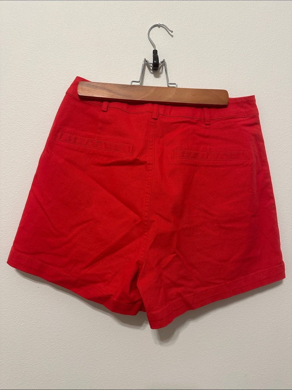 entro red cotton shorts - medium - Picture 3 of 3